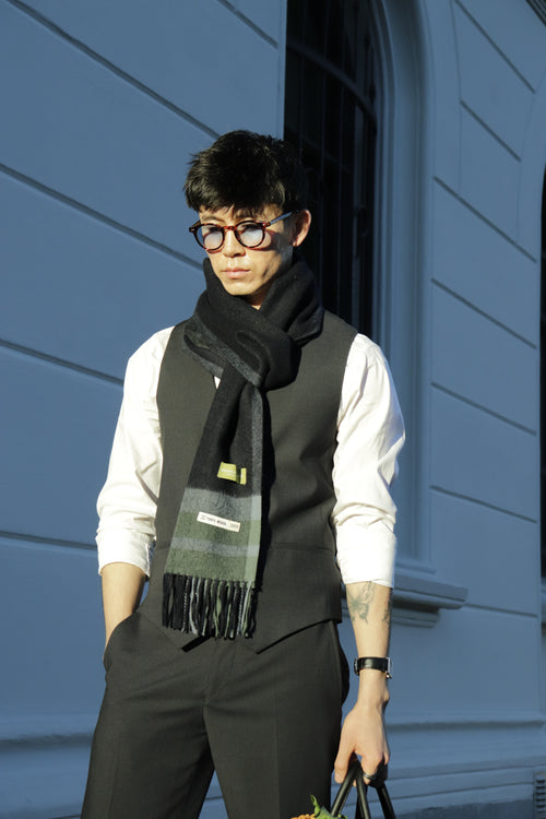 Deluxe wool scarf