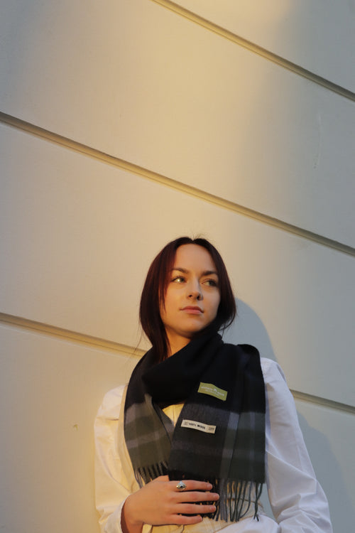Deluxe wool scarf